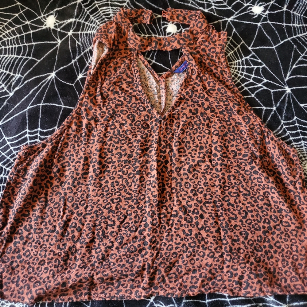 AEROSPOTALE LEOPARD FLOWY CROP